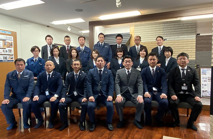 日本ハウスHD　盛岡支店の集合写真